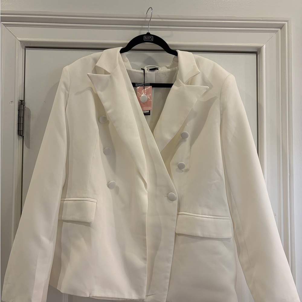 NWT PrettyLittleThing White/Cream Double-Breasted Blazer